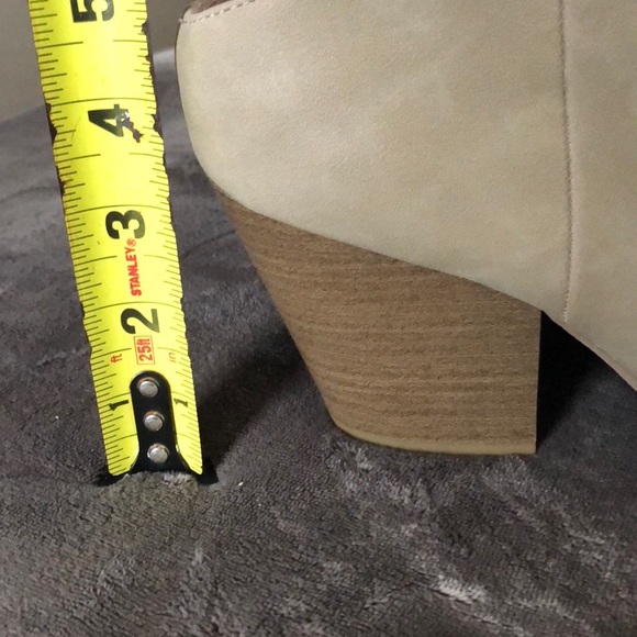 Women’s boot - Picture 2 of 7